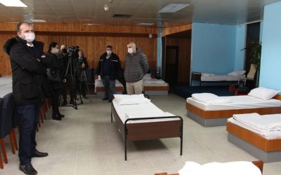 Не мијењајте своје домове за карантин, поштујте мјеру самоизолације