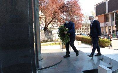 Полагањем цвијећа симболично обиљежен Дан ослобођења Зворника