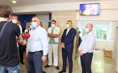 Градоначелник у Болници присуствовао презентацији новог система за бесконтактно мјерење тјелесне температуре