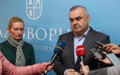 Градоначелник пружа пуну подршку грађанима који се противе спаљивању опасног отпада у Каракају