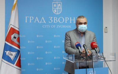 Градоначелник пожелио успјех приправницима који су обавили приправнички стаж у Градској управи Зворник