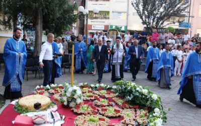 У духу традиције и свечано прослављена слава града Зворника