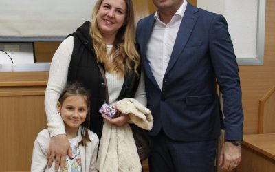 У Зворнику уручене „Поносне картице РС“