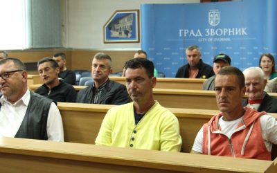 У Зворнику потписани уговори о обнови стамбених јединица повратника