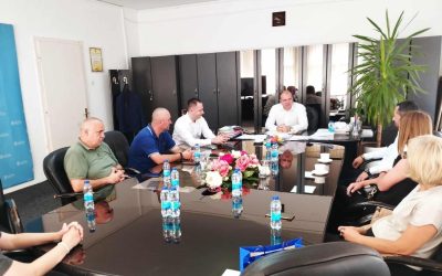 Градоначелник Зворника угостио наставнике са Косова и Метохије