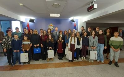 Зворнички ученици међу најбољима на конкурсу „Како бити сигуран на интернету“