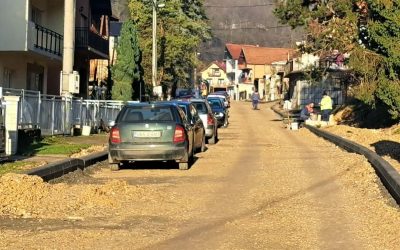 Апел грађанима да уклоне возила: Обустава саобраћаја на путу Зворник – Шћемлија – Ораовац због асфалтирања