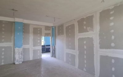 U toku radovi na pregrađivanju učionice u područnoj školi u Karakaju