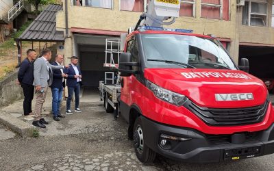 Zvornički vatrogasci dobili novo multifunkcionalno vozilo